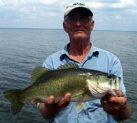 Dale and his nice Choke Canyon chunk