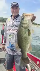 Me with an 8-05 lb Lake Travis Hawg! Me with an 8-05 lb Lake Travis Hawg!